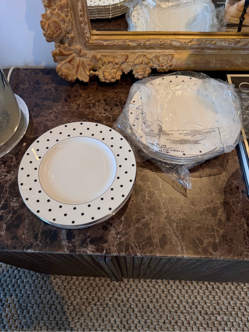 Set/10 Kate spade New York LARABEE ROAD BLACK Polka Dot Luncheon Plate by Lenox